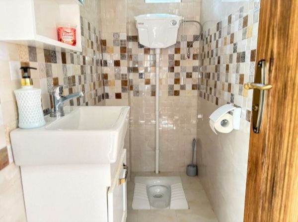 تصویر وبلا استخردار 