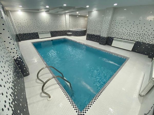 تصویر ۴خواب استخر و جکوزی 