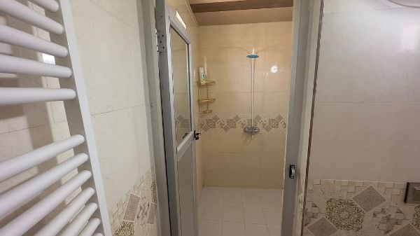 تصویر اپارتمان تراسدار